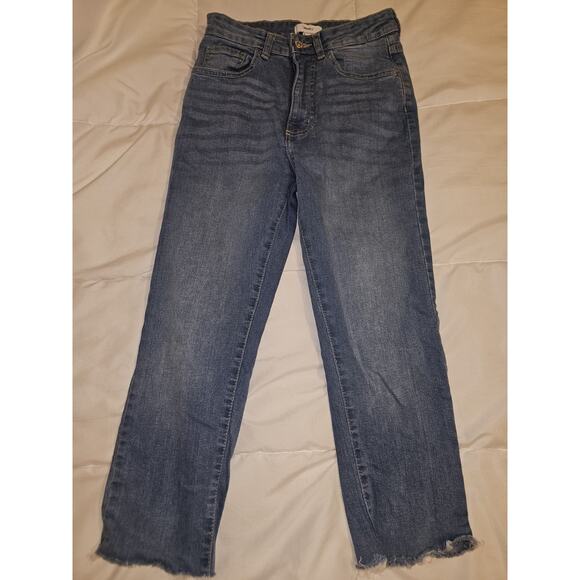 Forever 21 Women’s Jeans Size 26 Blue Wash Raw Hem Cropped Denim - Picture 4 of 7